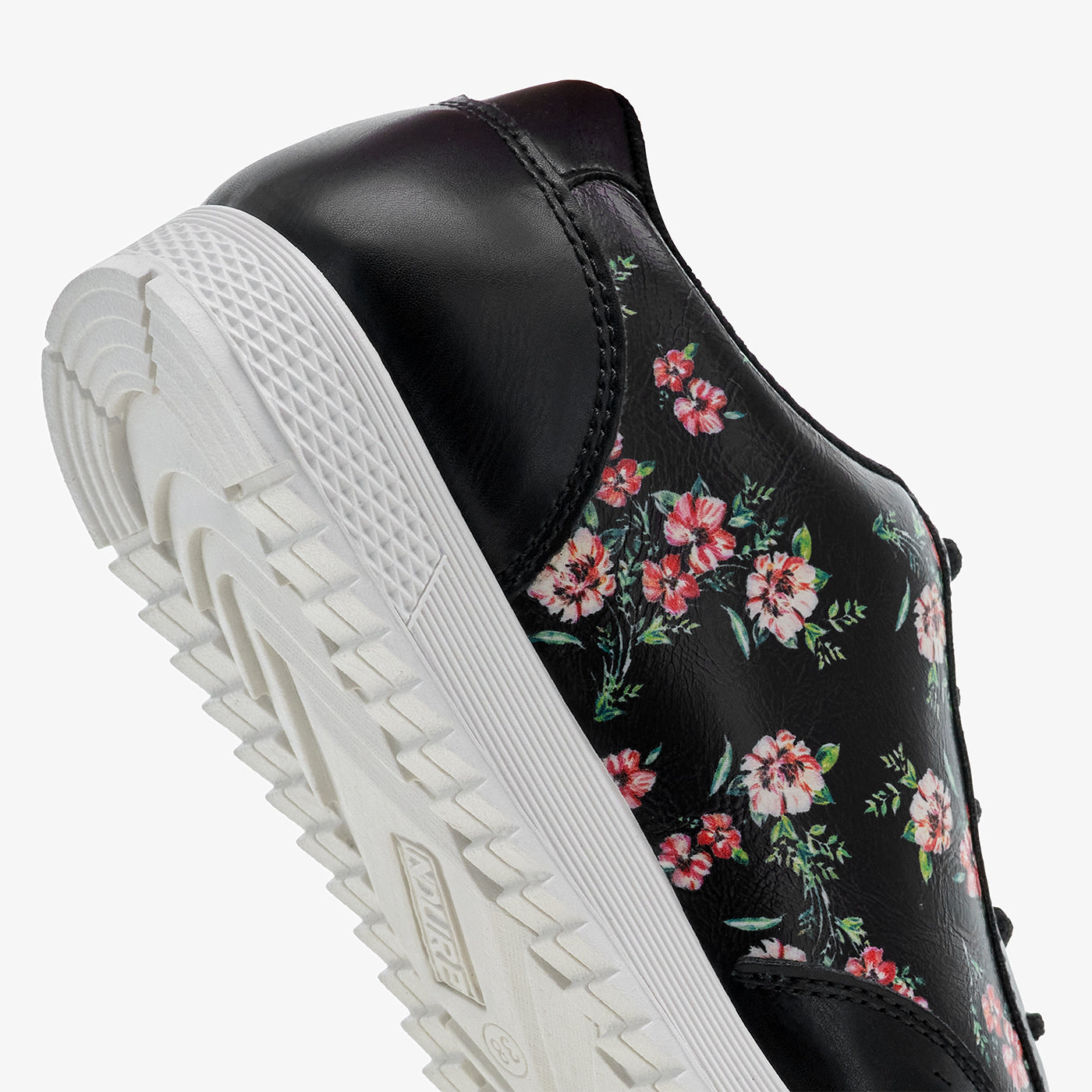 Women’s Metallic Effect Sneakers