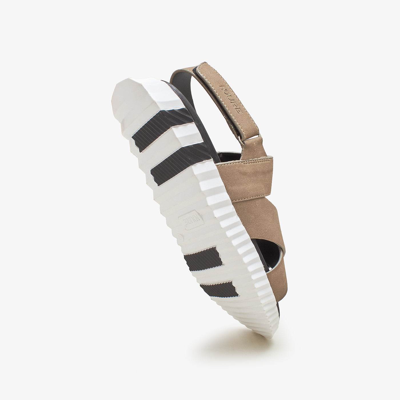 best sandals for men in pakistan