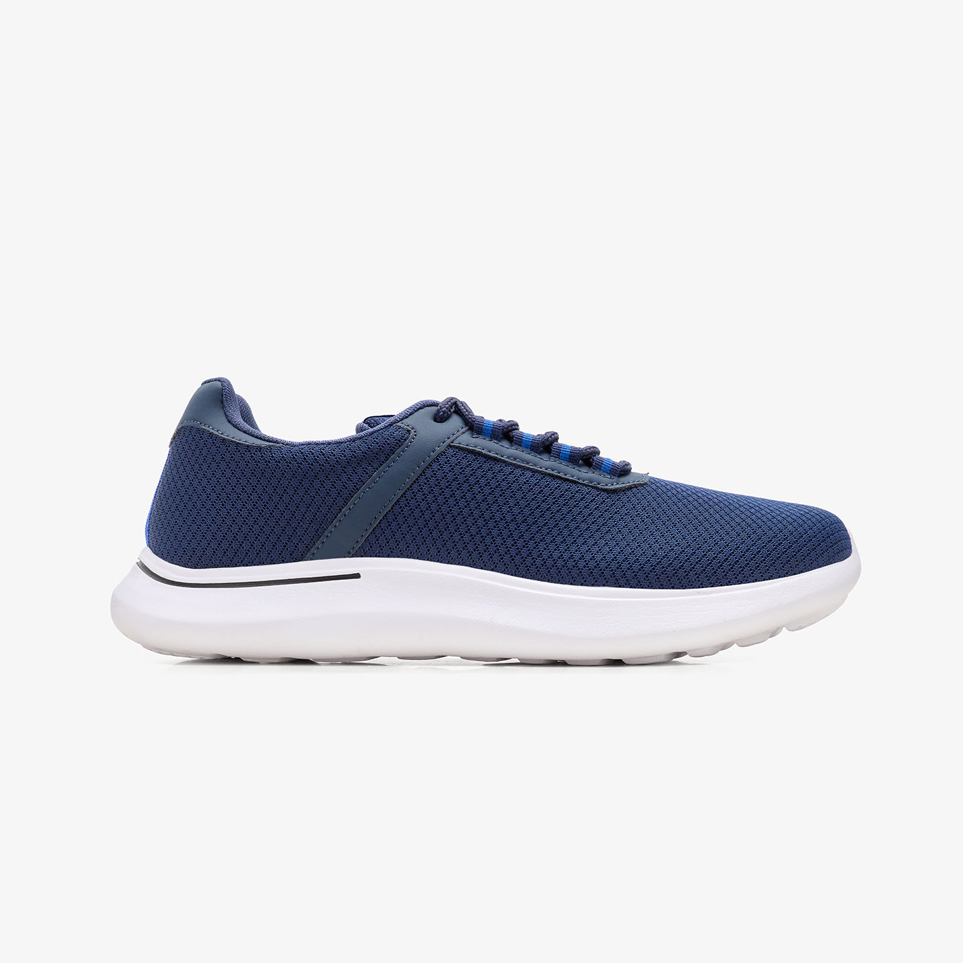 Buy white joggers shoes in pakistan
