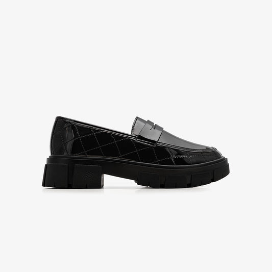 Girls’ Quilted School Shoes