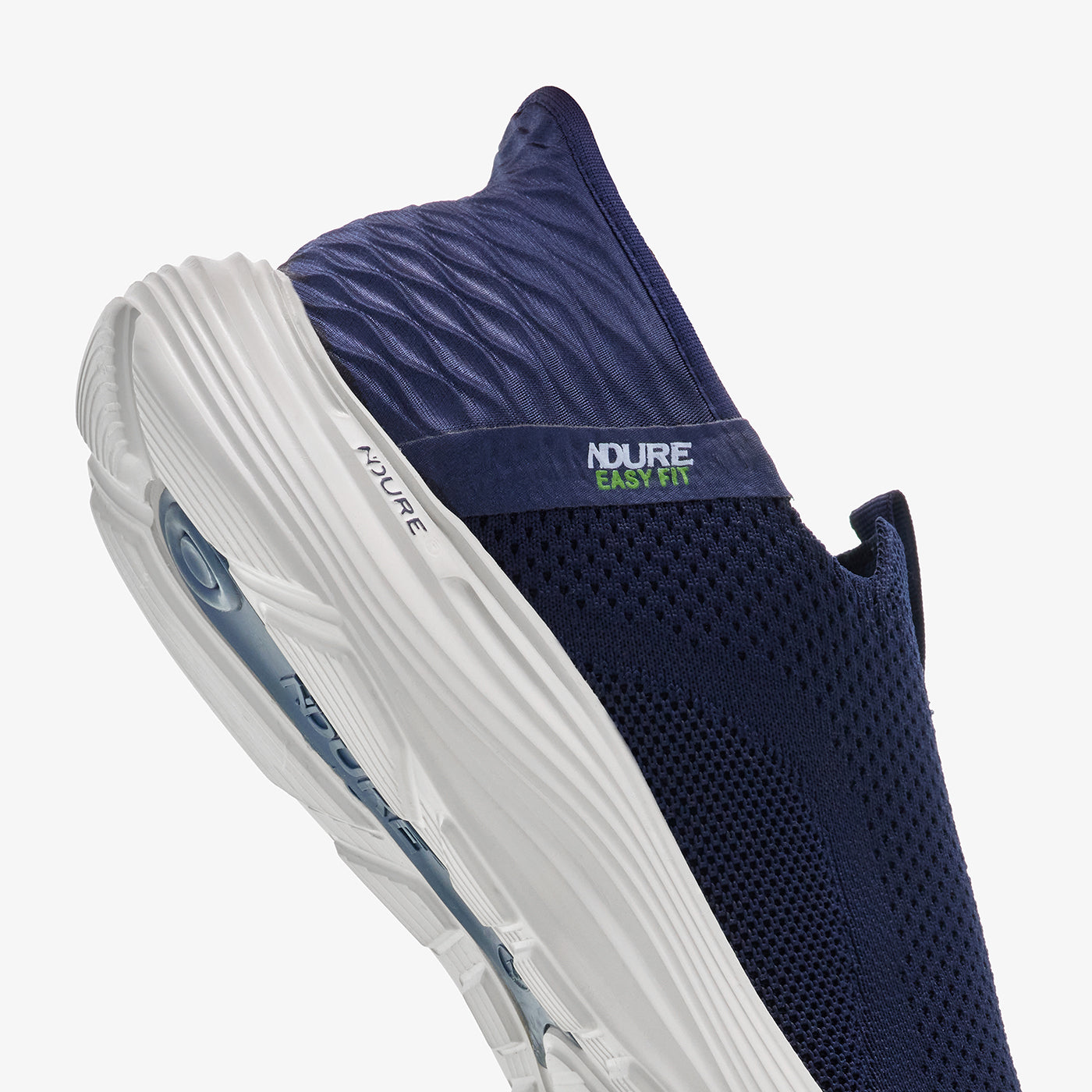Men’s Easy Fit Sneakers