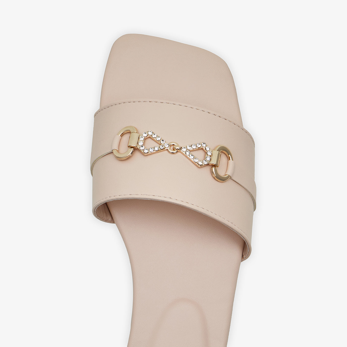 WOMEN’S METALLIC DETAIL STRAP SLIDES