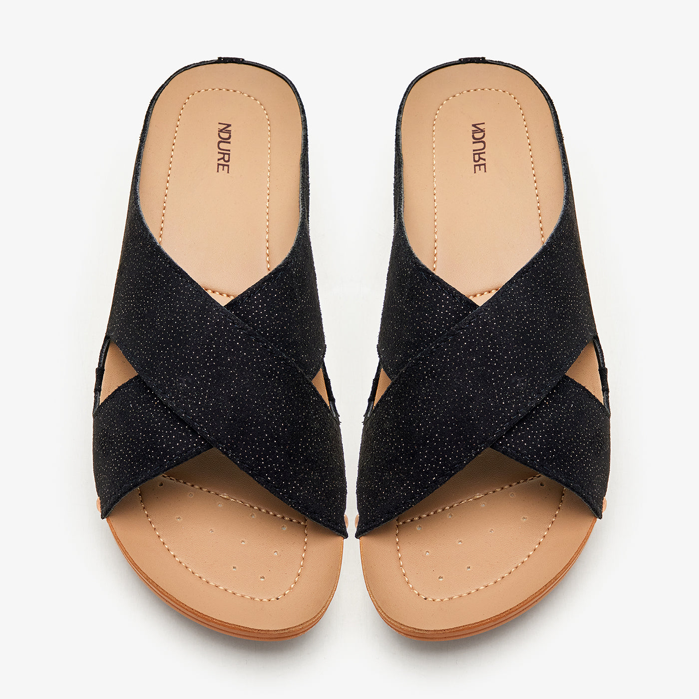 WOMEN’s CROSS-STRAP SLIDES