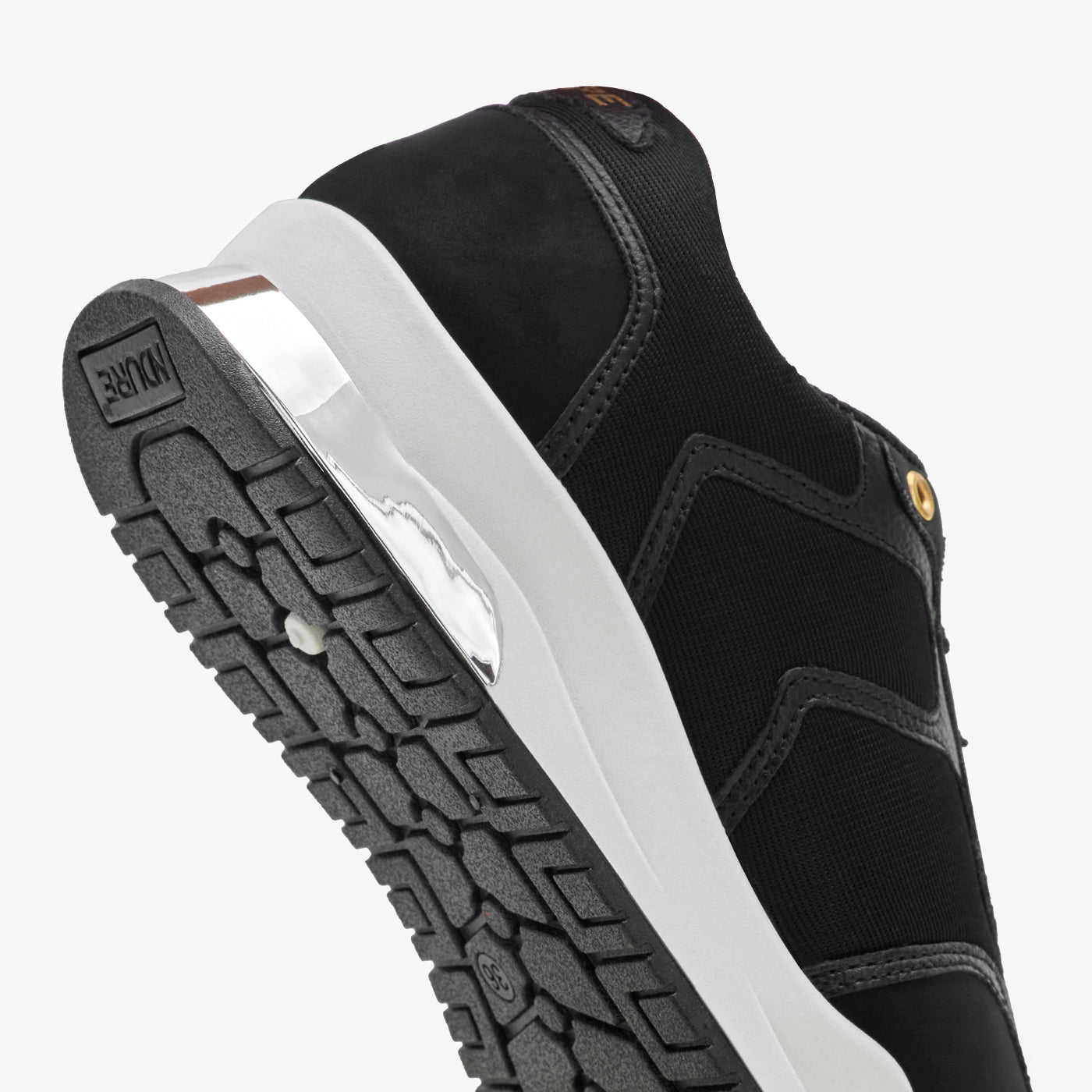 Women's Quilted Sneakers