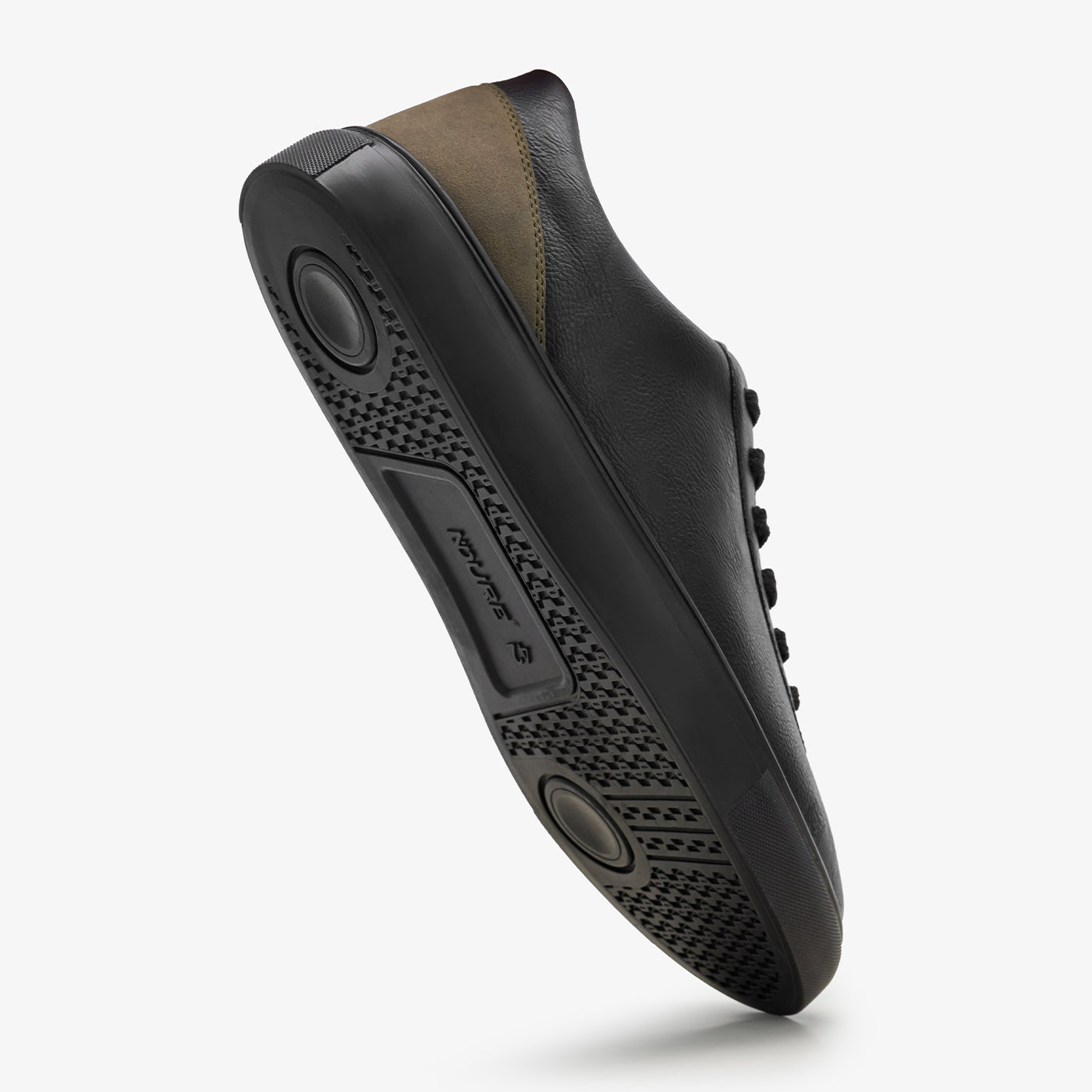 NDURE X HR – Men’s Tonal Black Sneaker with Contrast Heel – Limited Edition