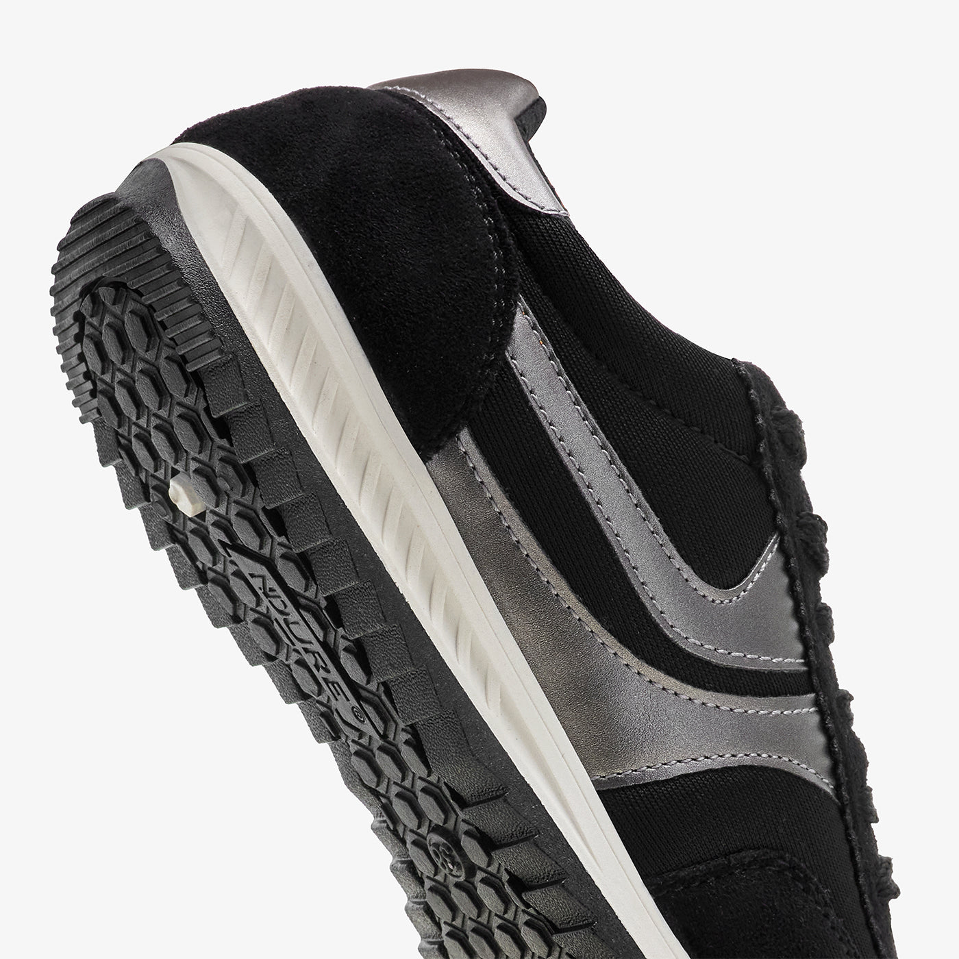 Women’s Contrast Panel Sneakers