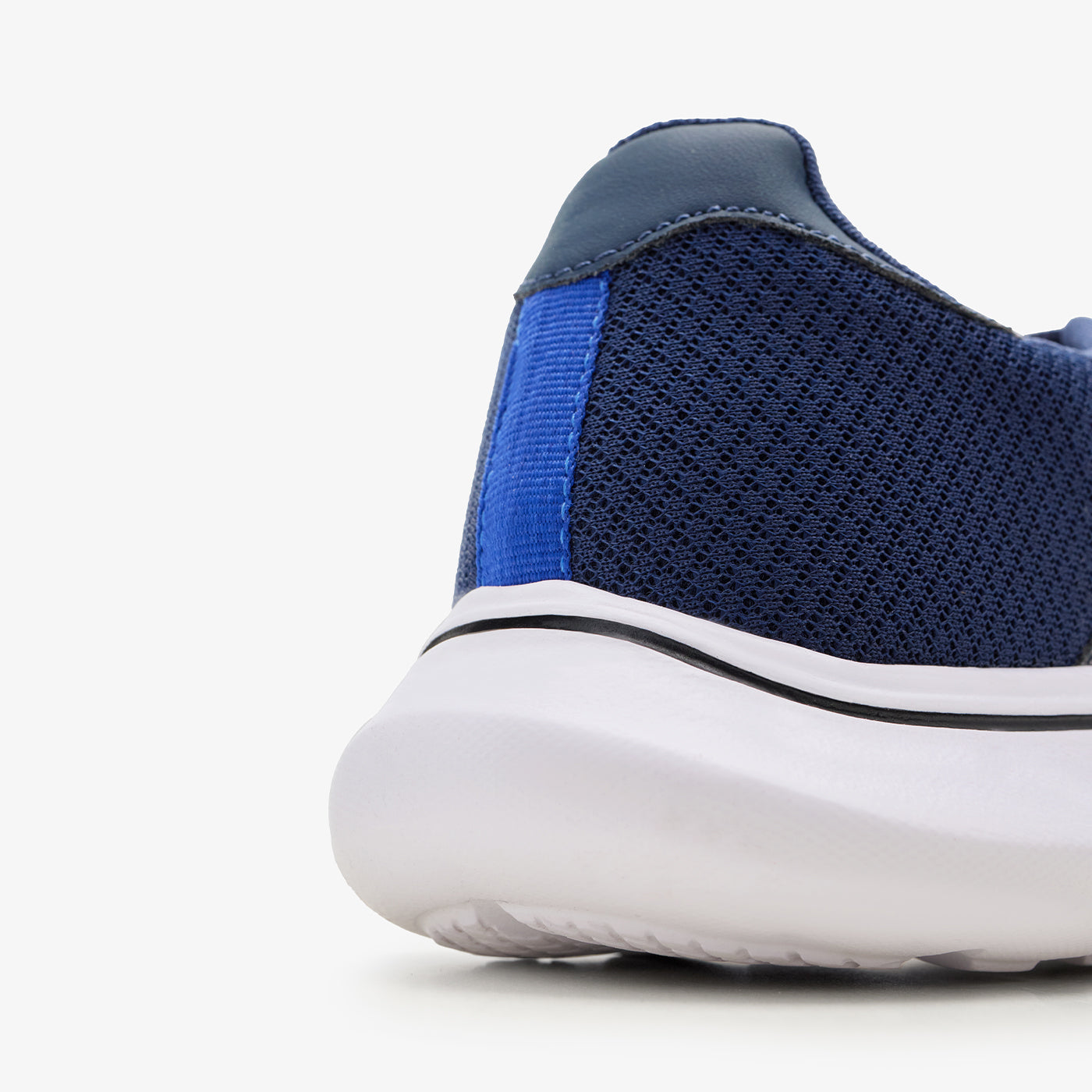 Buy white joggers shoes in pakistan