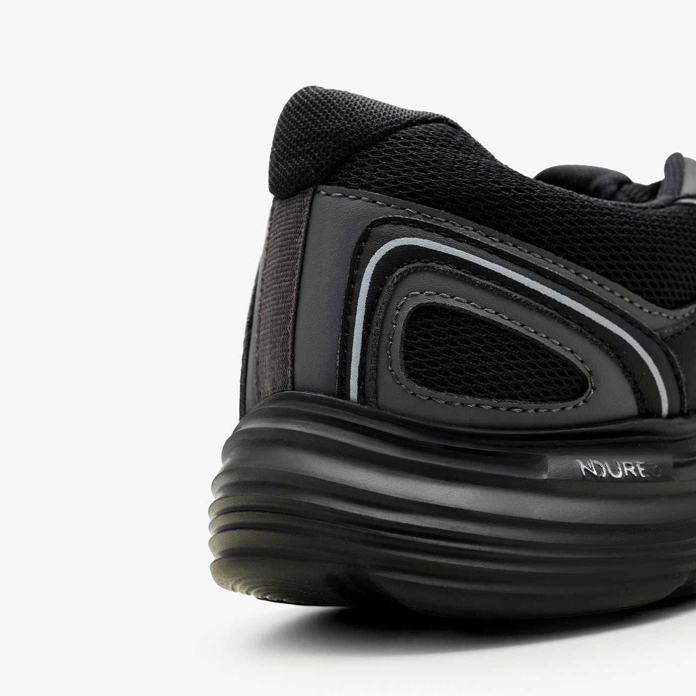 Men’s Retro Sneakers