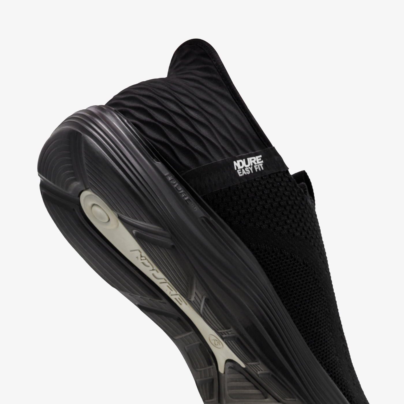 Men’s Easy Fit Sneakers