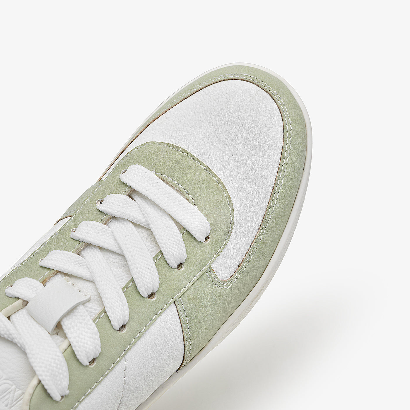 NDURE X HR – Women’s Suede Sneakers – Limited Edition