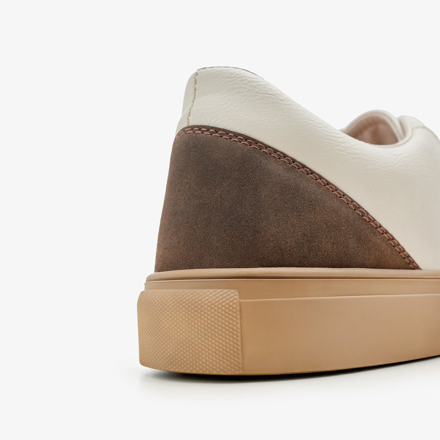 NDURE X HR – Men’s Suede Sneaker with Contrast Heel – Limited Edition