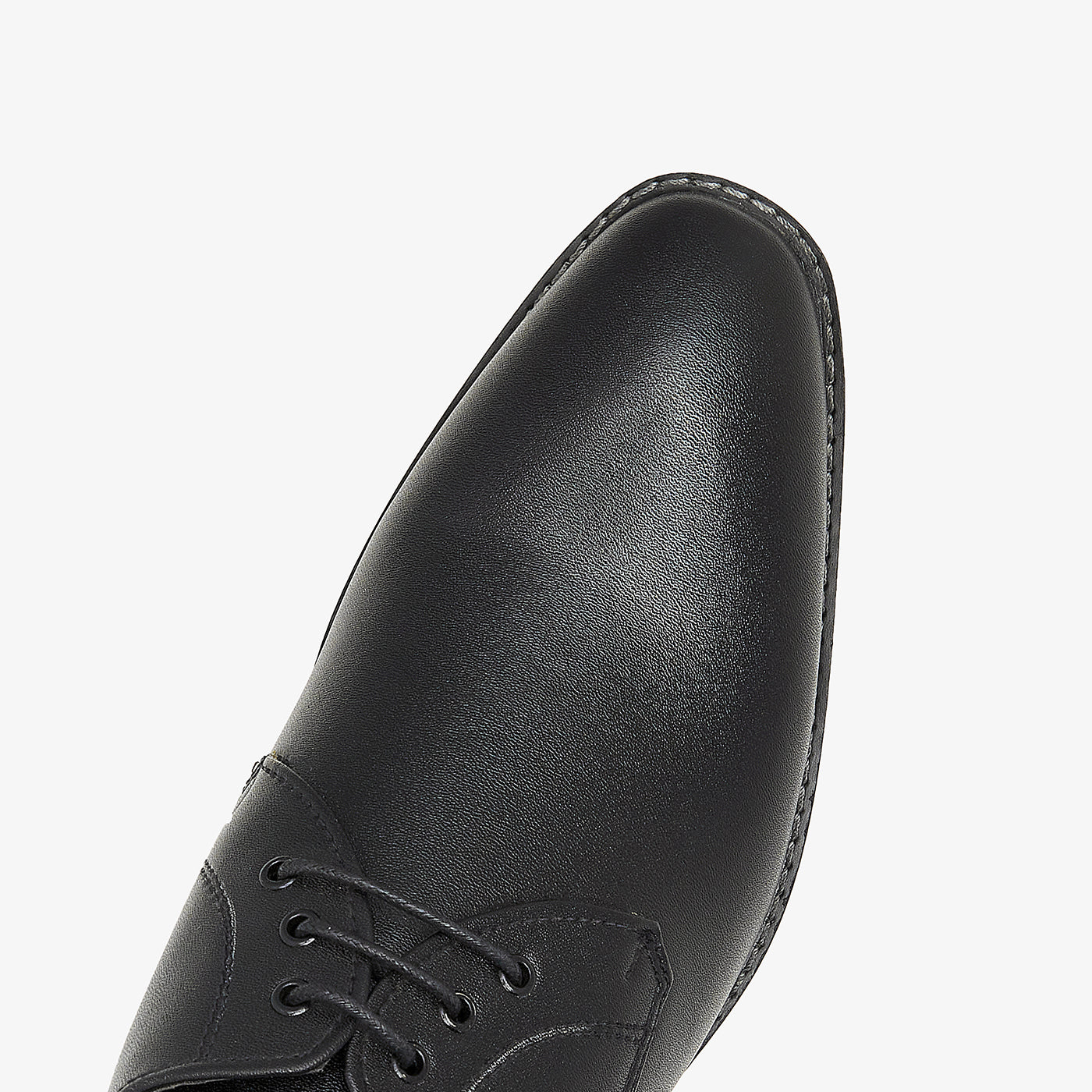 Top best shoes for men in Lahore